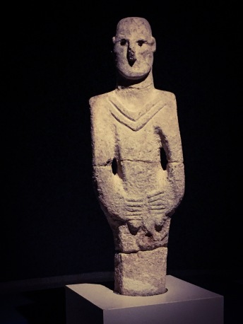 So-called Urfa Man is considered the oldest known life-sized sculpture of a man (Photo: J. Notroff, DAI).